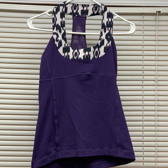 Lululemon Scoop Neck Purple, Black & White Tank Size 6 - Picture 1 of 7